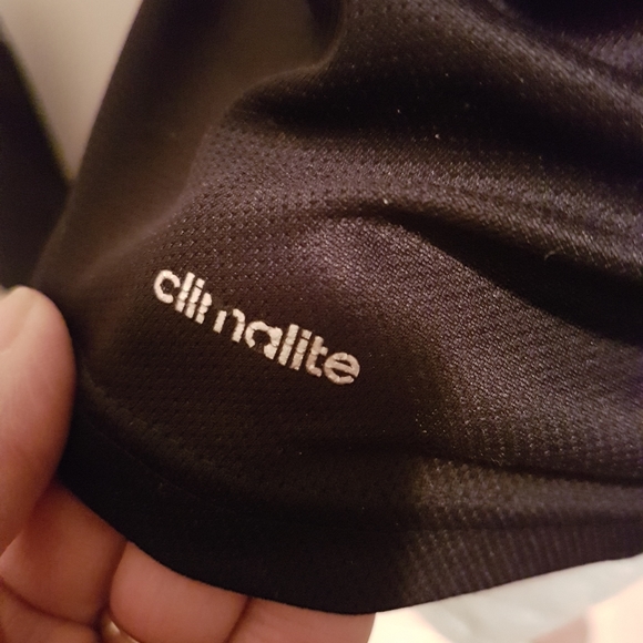 Sz M Adidas Climalite Tshirt. - Picture 5 of 5